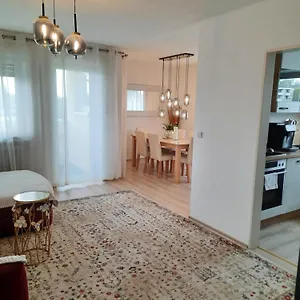Apartment Moderne 3zimmer Wohnung, In, Königsbrunn